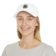 Унисекс шапка с козирка бяла