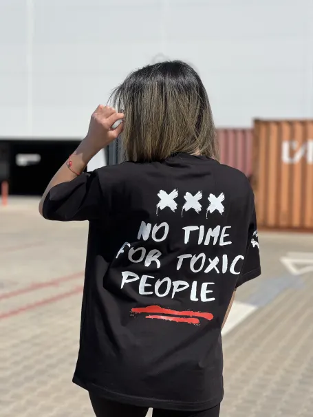 No Time For Toxic People – Дамска - Черна Oversize тениска