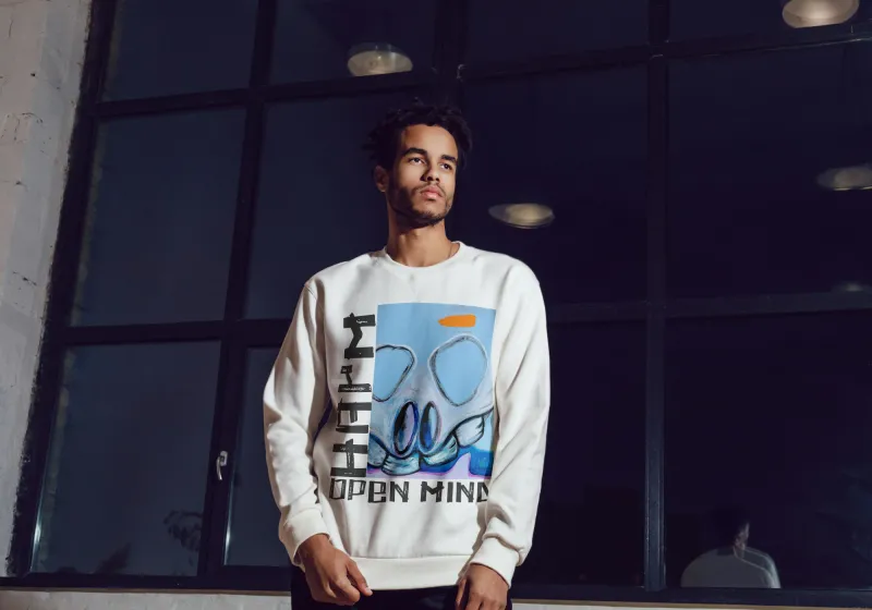 Open mind white crewneck
