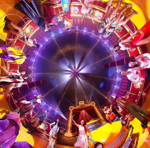 VR Circus Box
