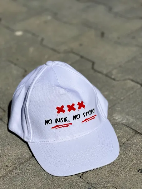 Шапка-No Risk, No Story-White