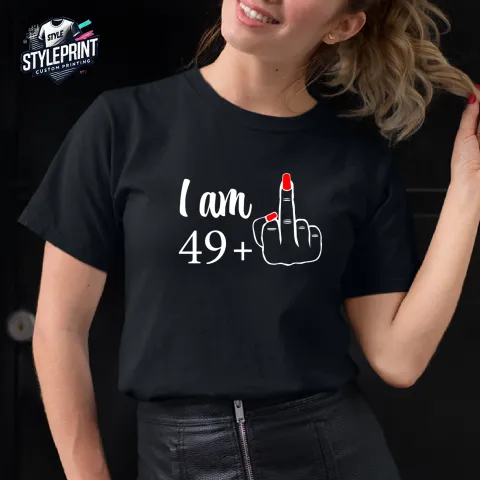 Дамска тениска щампа I am 49 черна