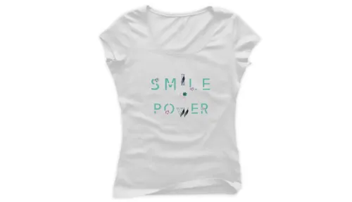 Дамска тениска Smile is Power бяла