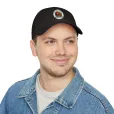 Унисекс шапка с козирка черна